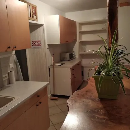 F5 A Holiday home *